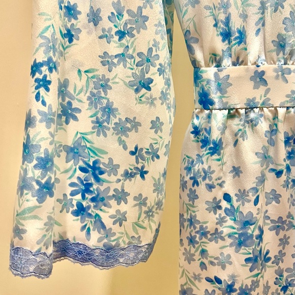 Oscar de la Renta 🩵 Pink Label Floral Satin Robe - Picture 5 of 5
